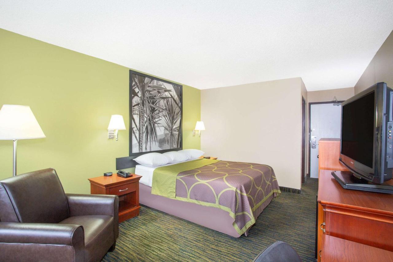 Super 8 By Wyndham Panama City Ngoại thất bức ảnh
